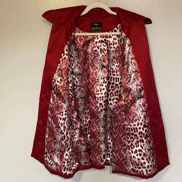 Dennis by Dennis Basso Women’s Red Spring Coat Size Large Festive color, EUC. - Picture 8 of 17